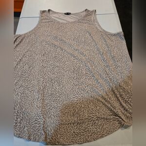 Torrid Beige Patterned Tank Top (5c31)